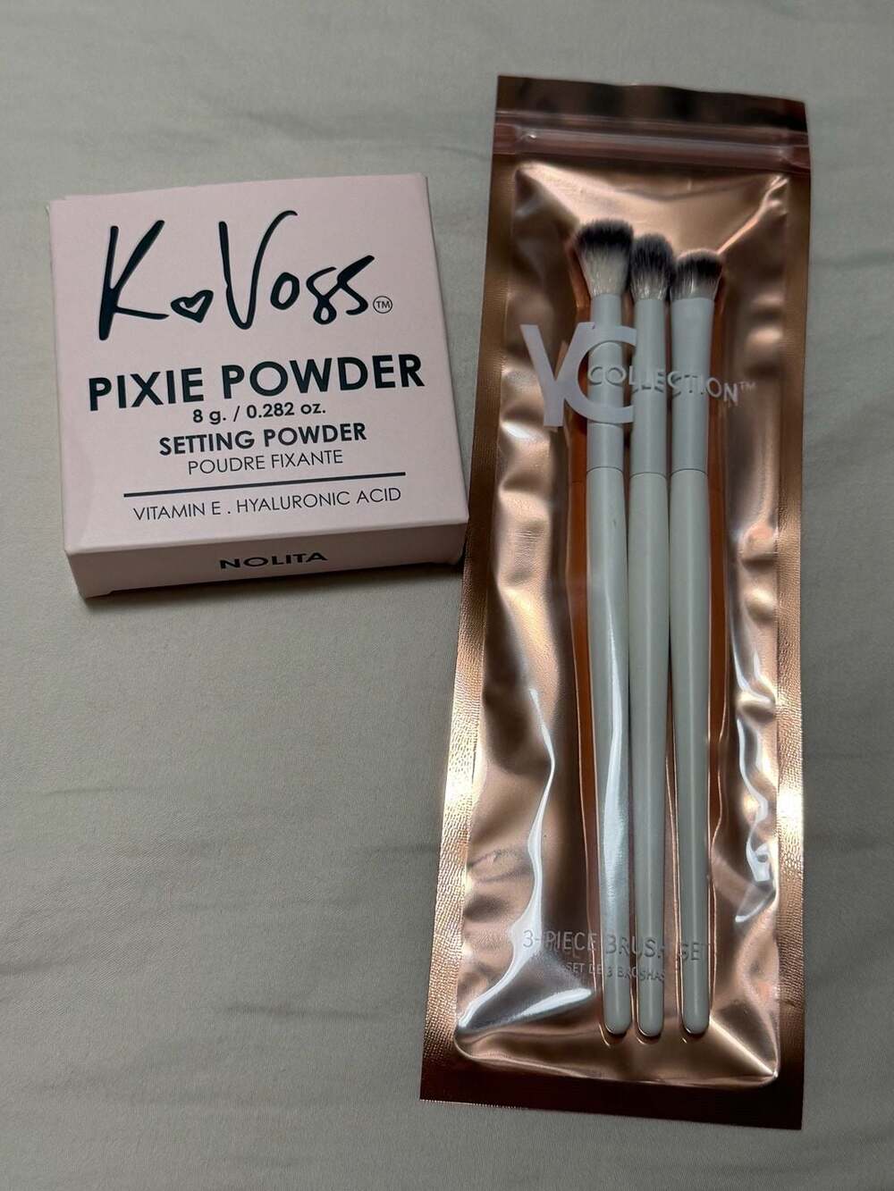 K.Voss Pixie Powder Setting Powder and YC Collection 3-Piece Brush Set Bundle